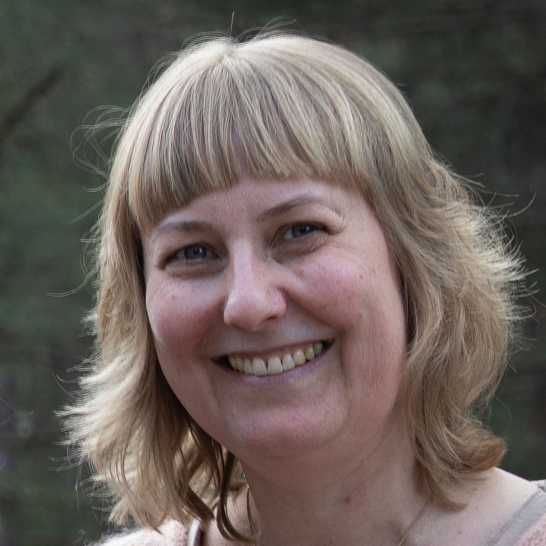 Portrettfoto av kvinnelig kartverks-ansatt