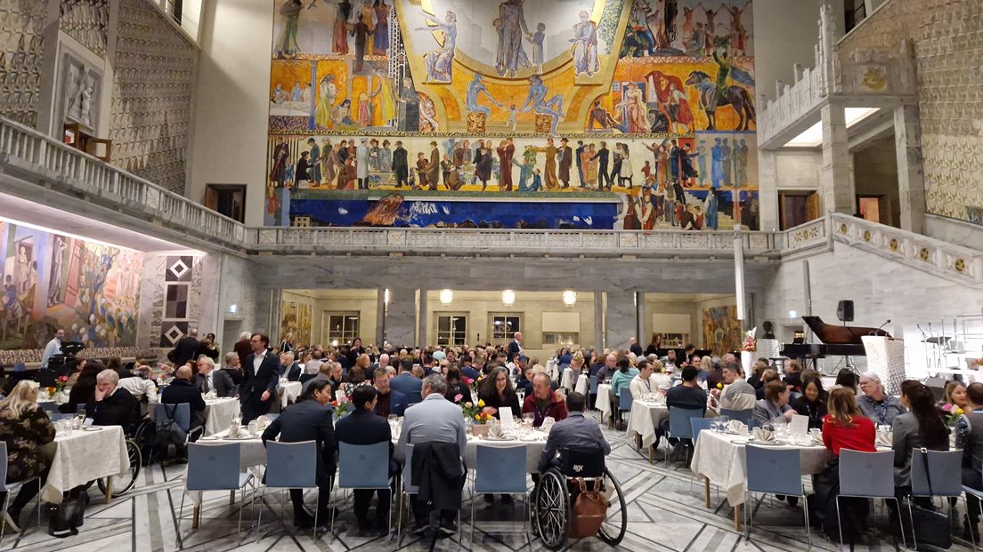 UD2024-konferansemiddag-på-råhuset-Oslo-16-9.jpg