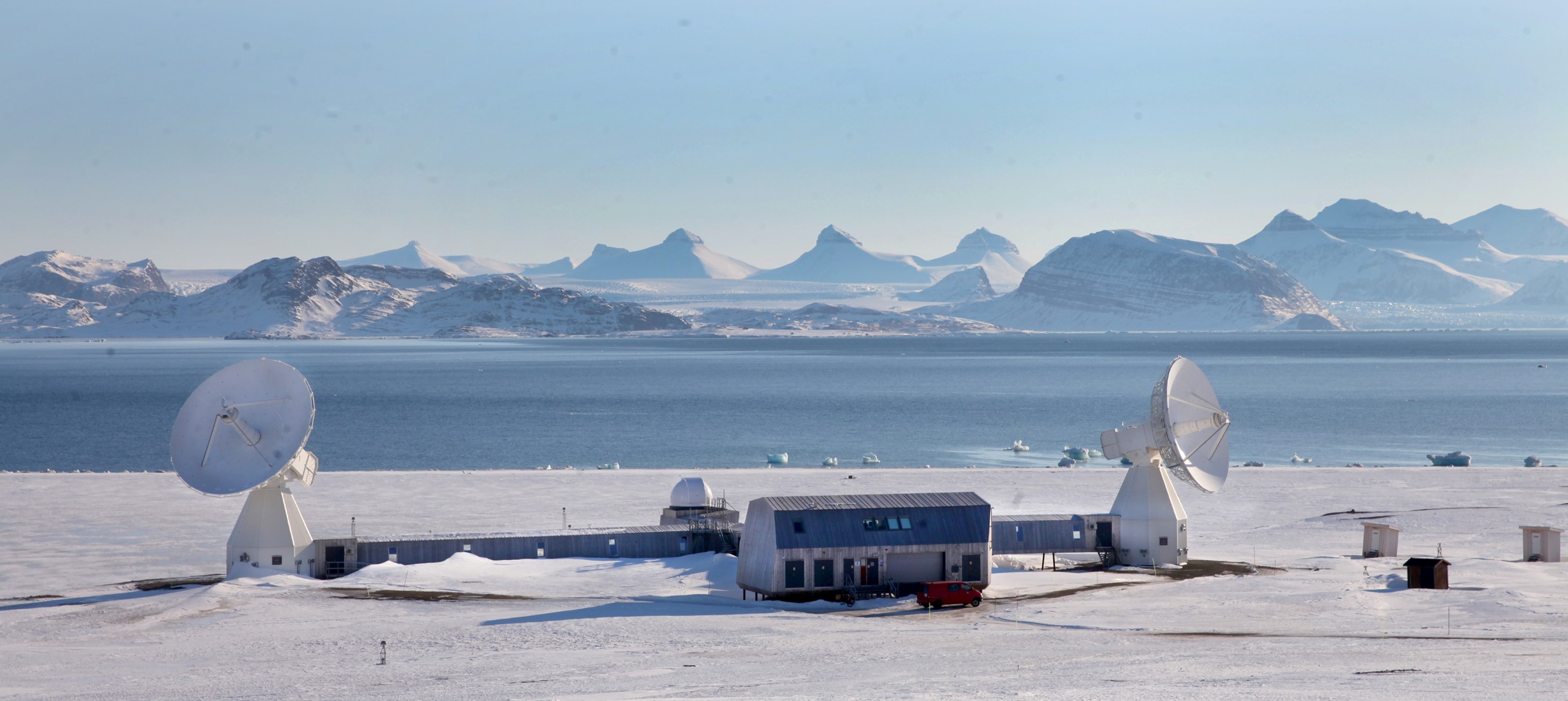 Jordobservatoriet i Ny-&Aring;lesund