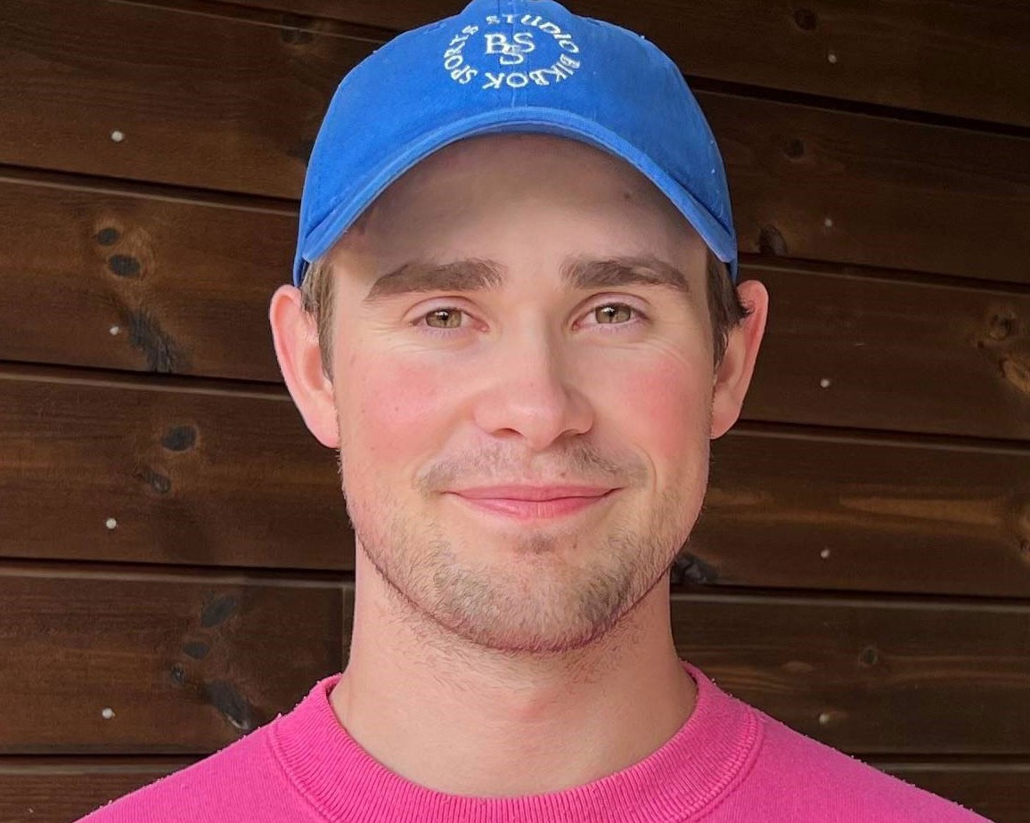 Portrettfoto av Sander Jyhne.