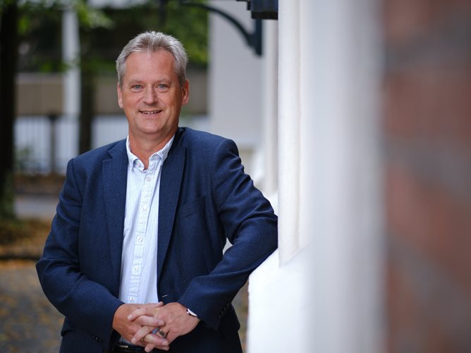 Portrettbilde av Sten Petter Aamodt, mannlig beredskapssjef i Drammen kommune
